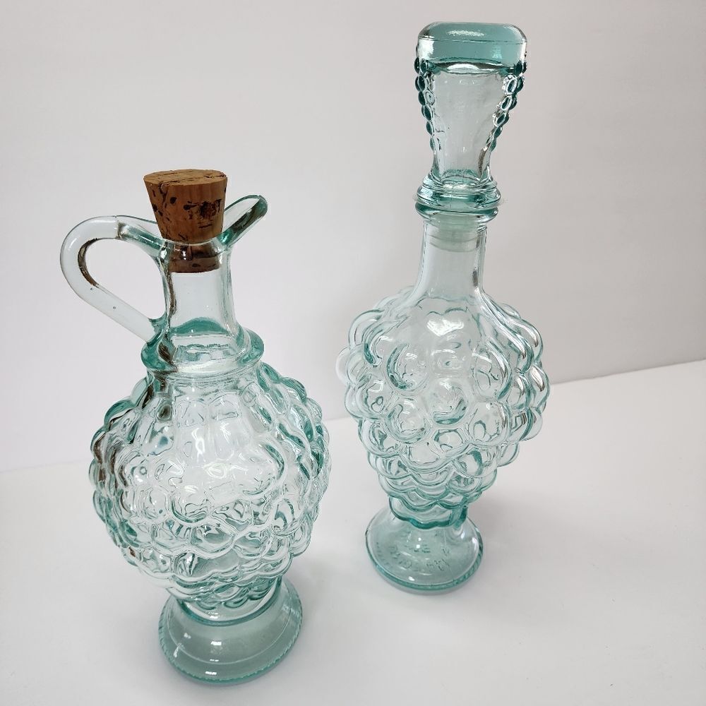 Vintage Italian Vetreria Etrusca Green Tinted Decanter Glass Bubble Grapes X 2